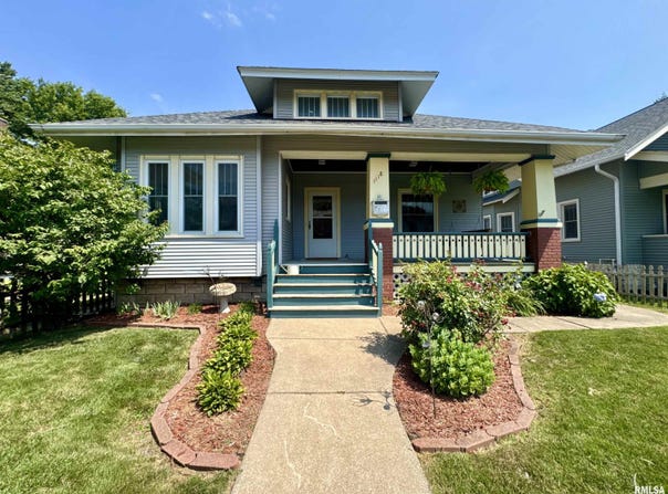 1118 W 17TH Street, Davenport, IA 52804