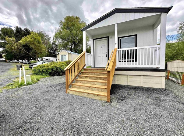 1025 Eid Rd #6, Moscow, ID 83843