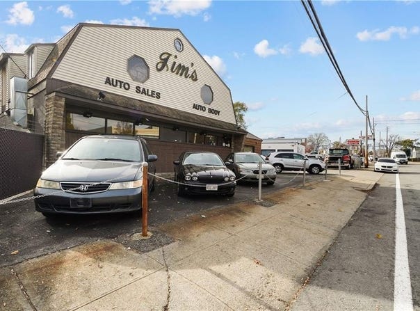 1153 Central Avenue, Pawtucket, RI 02861