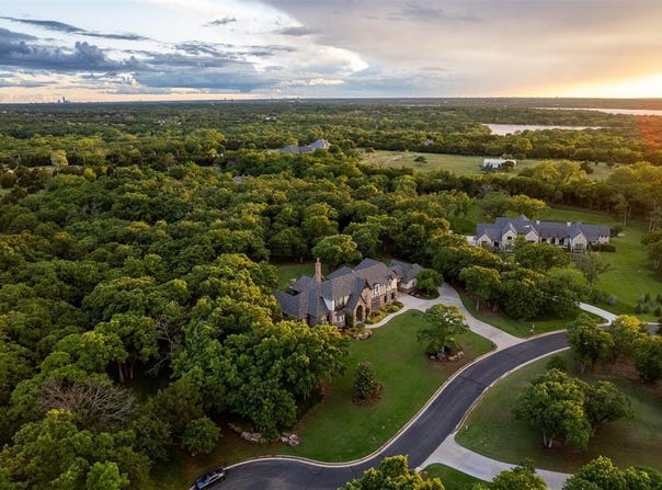 2933 Spring Crest Circle, Jones, OK 73049