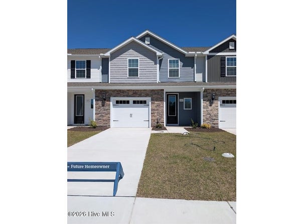 101 Commons View Drive, Hampstead, NC 28443