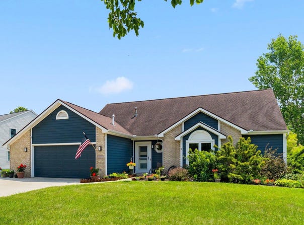 14523 Firethorne Path, Fort Wayne, IN 46814