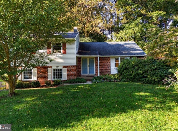 104 CLARRIGE Drive, WILLOW GROVE, PA 19090