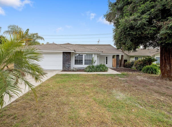 4225 W Mission Court, Visalia, CA 93277