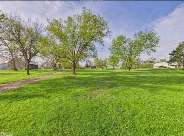 13464 65th St., Ottumwa, IA 52501