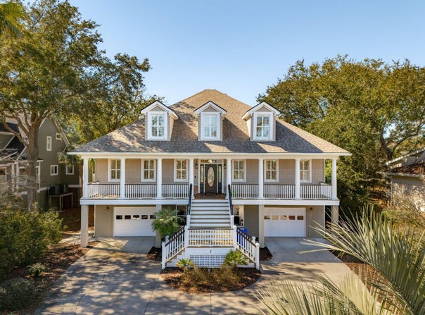 7 Seahorse Court, Isle of Palms, SC 29451
