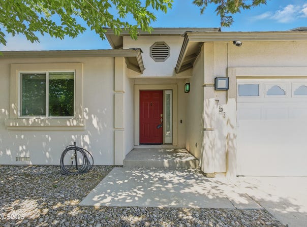 751 Divot Drive, Fernley, NV 89408