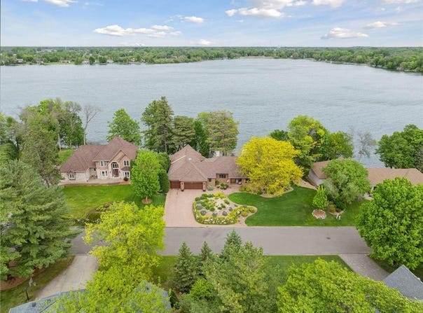 21273 Floral Bay Drive N, Forest Lake, MN 55025