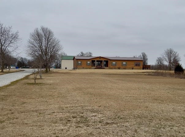 1384/1386 County Road 131, Corning, AR 72422
