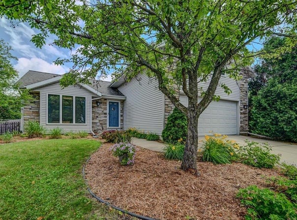7522 Crawling Stone Road, Madison, WI 53719