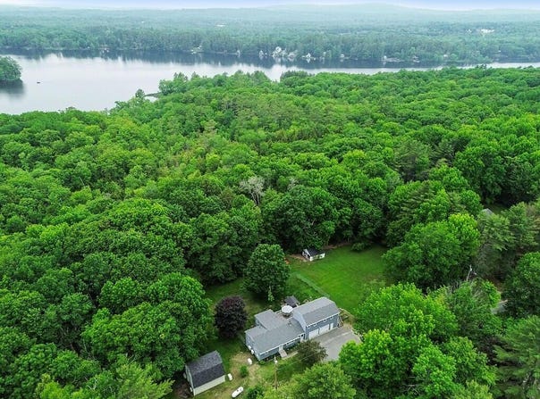 209 Holmes Road, Winthrop, ME 04364