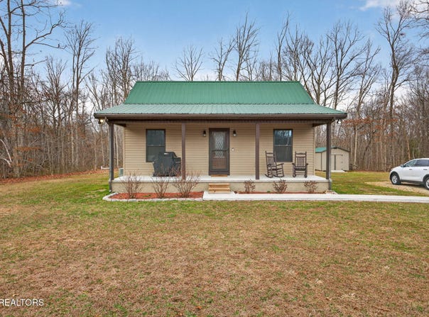 4066 Cumberland Lakes Drive, Monterey, TN 38574