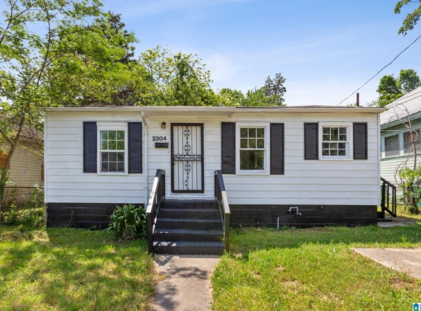 2304 EUFAULA AVENUE, BIRMINGHAM, AL 35208