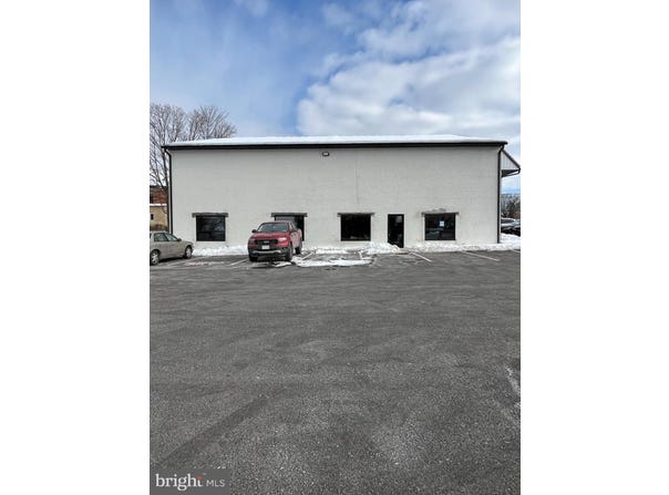 313 MAIN Street, RED HILL, PA 18076
