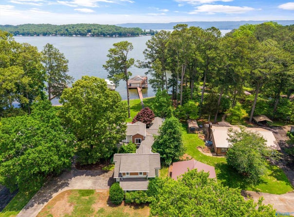 93 Allen Road, Scottsboro, AL 35769