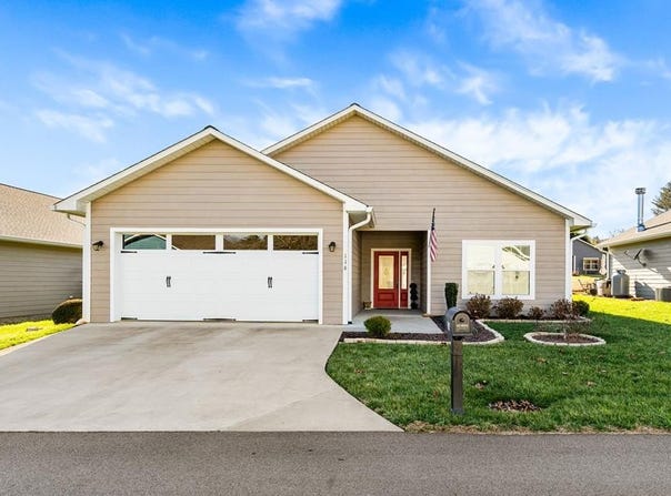 116 Riverwalk Circle, Hayesville, NC 28904