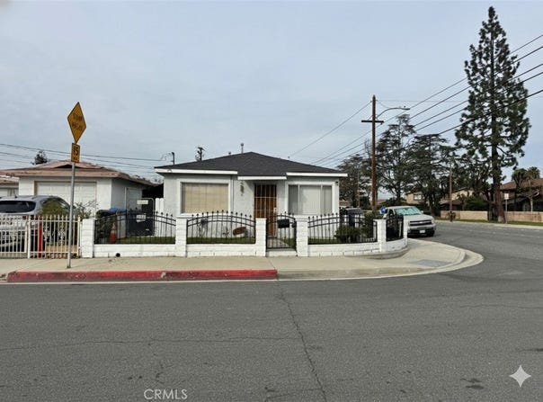 13947 Downey, Paramount, CA 90723