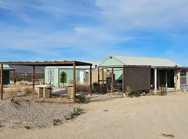 2727 Terlingua Ranch Rd, Terlingua, TX 79852