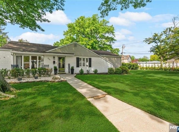 231 Beech Drive, River Edge, NJ 07661