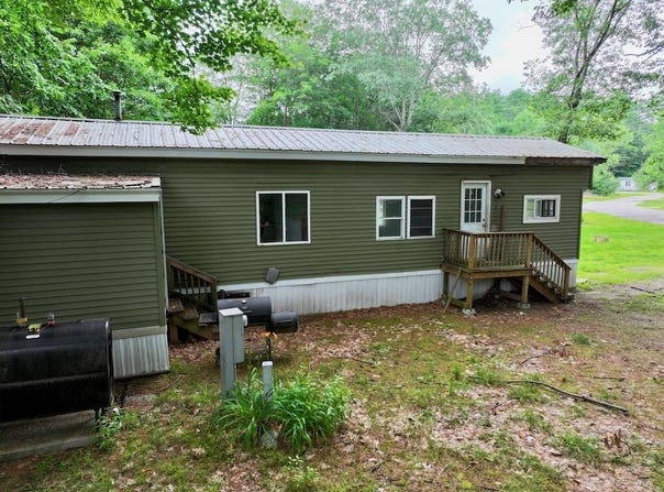 9 Hubbard Road, Deering, NH 03244