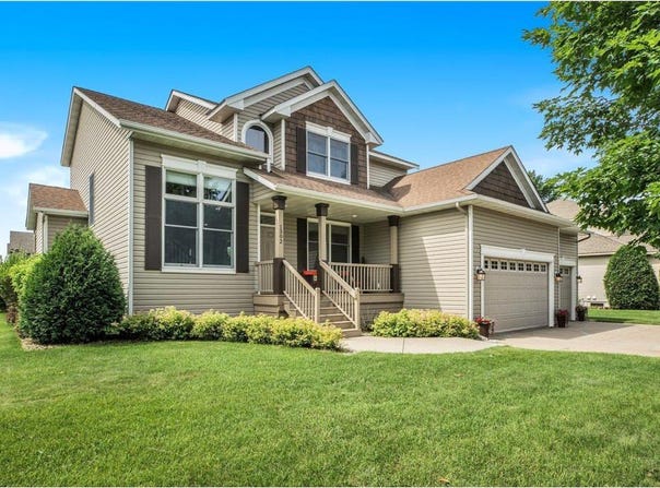 1302 Grizzly Lane, Sartell, MN 56377