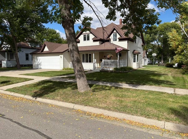 116 3rd St. E, Halstad, MN 56548