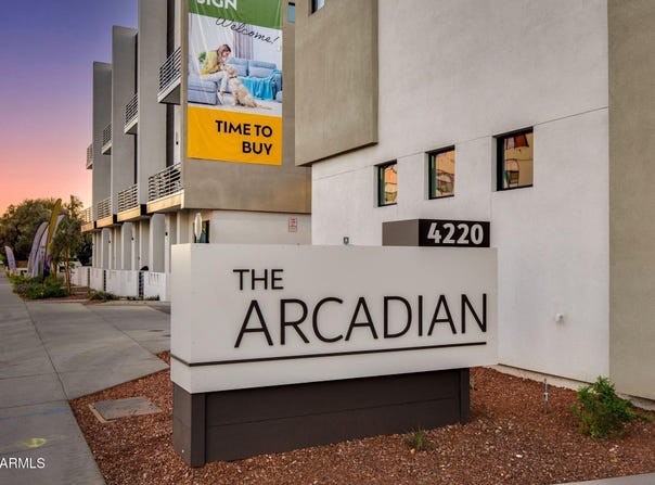 4220 N 32ND Street, Phoenix, AZ 85018