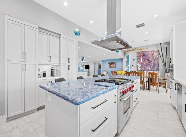 2754 NE 31st Ct, Lighthouse Point, FL 33064