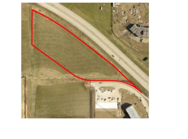 2604 W Cooper Dr**, Norfolk, NE 68701