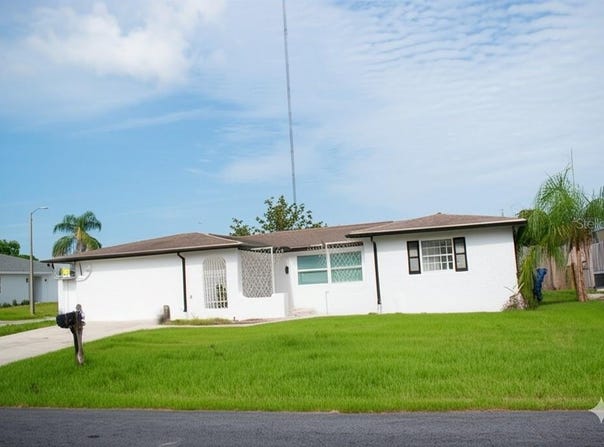1741 FAIRFIELD STREET, HOLIDAY, FL 34691