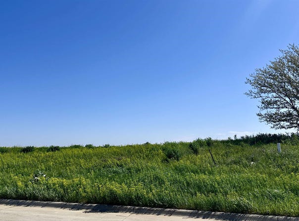 Tucker Hill Drive lot: 11, Hinton, IA 51024