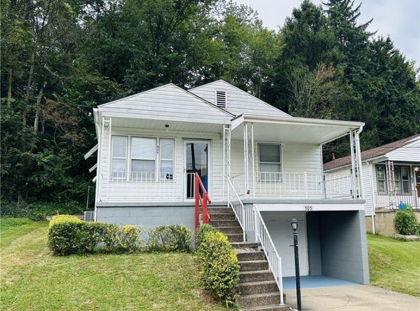 505 Madeline Lane, New Cumberland, WV 26047