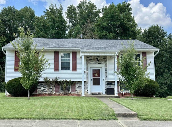 5716 Berry Lane, Evansville, IN 47710