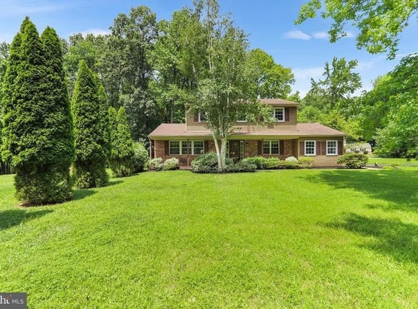 3827 SHARON DRIVE, GARNET VALLEY, PA 19060