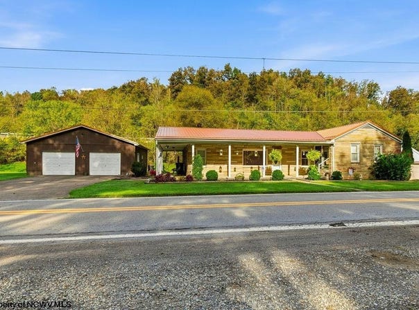1172 McWhorter Road, Lost Creek, WV 26385