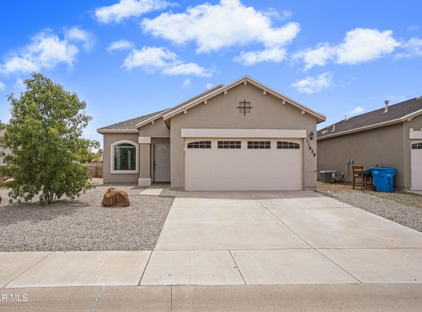 11620 FLOR GLORIOSA Drive, El Paso, TX 79927