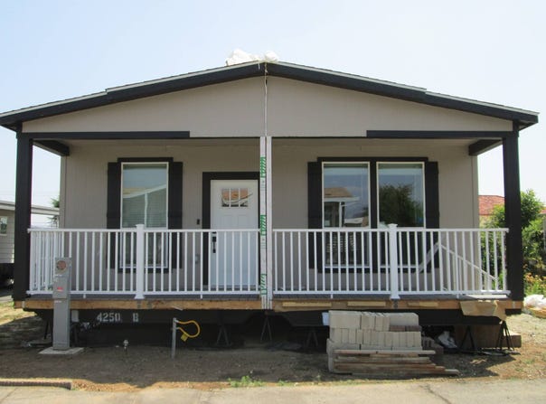 3530  DAMIEN AVE, La Verne, CA 91750