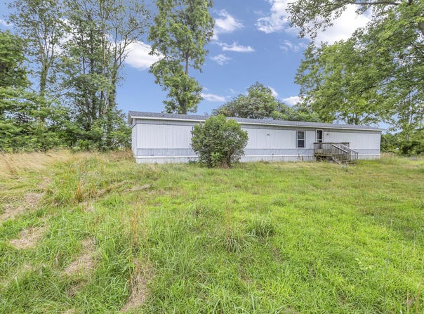 10820 Eaton Rapids Road, Springport, MI 49284