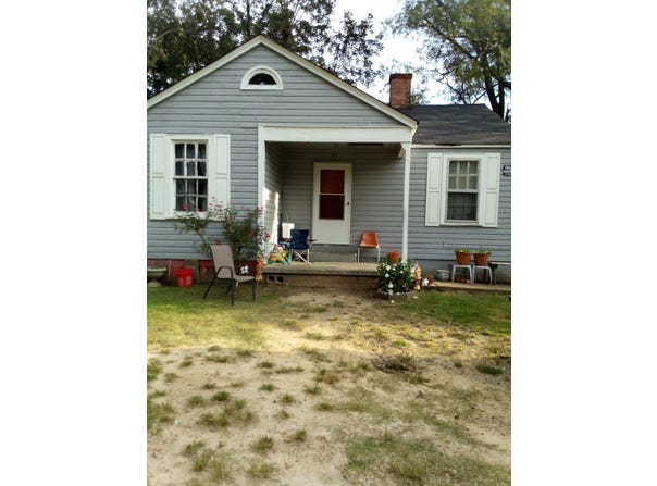 111 Highland Ave, Aberdeen, MS 39730