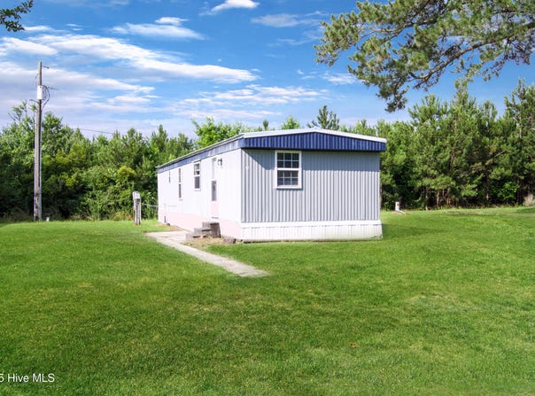 1200 Rocky Run Road, Midway Park, NC 28544