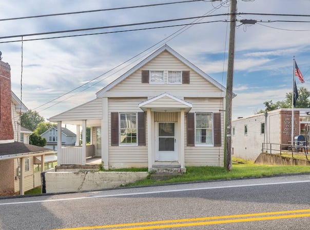 2353 Lee Hwy, Mount Sidney, VA 24467