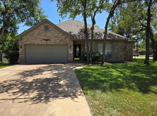 2912 Brandy LN, Georgetown, TX 78628
