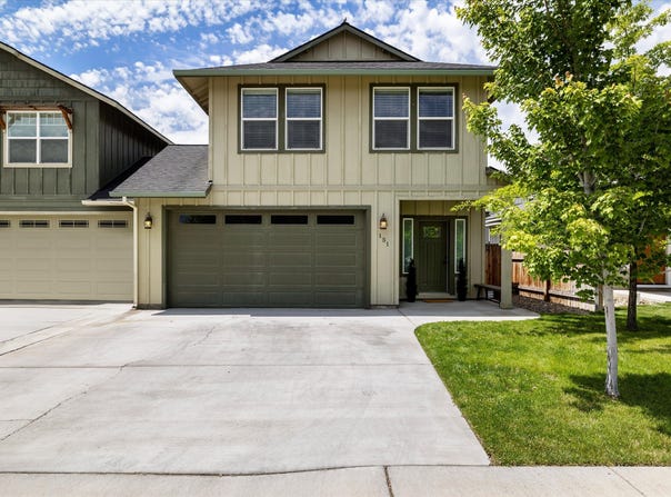 151 NW 29th Street, Redmond, OR 97756