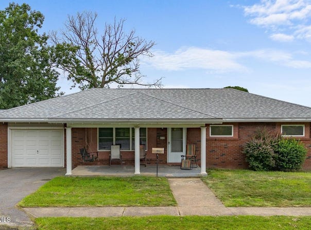 4200 Krieg Street, Moosic, PA 18507