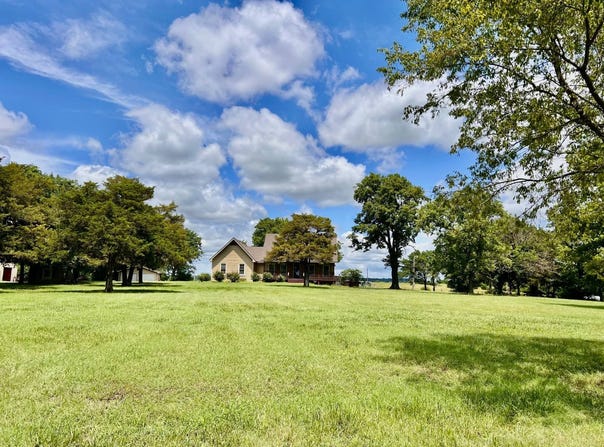 1561 CR 2600, Havana, KS 67347