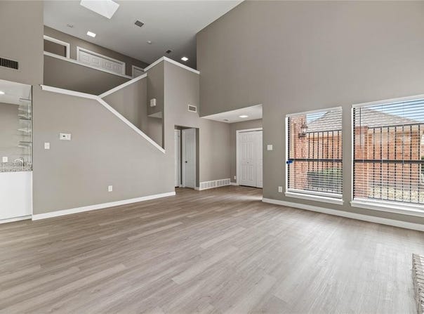 6205 Bellaire Drive S, Fort Worth, TX 76132