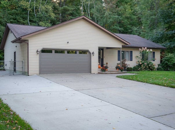 2172 N Lynn Street, Sanford, MI 48657