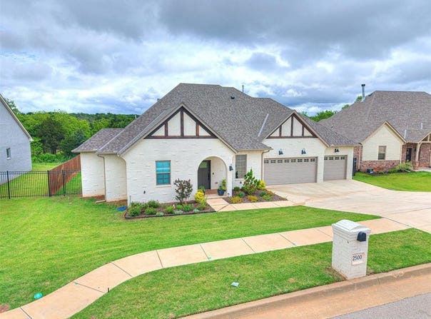 2500 Rumble Lane, Edmond, OK 73034