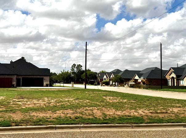 2400 Juniper Drive, Lamesa, TX 79331