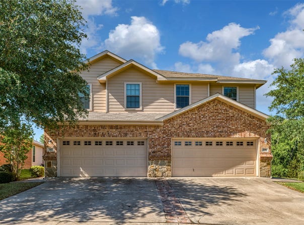 341 Orbit Drive, Lavon, TX 75166